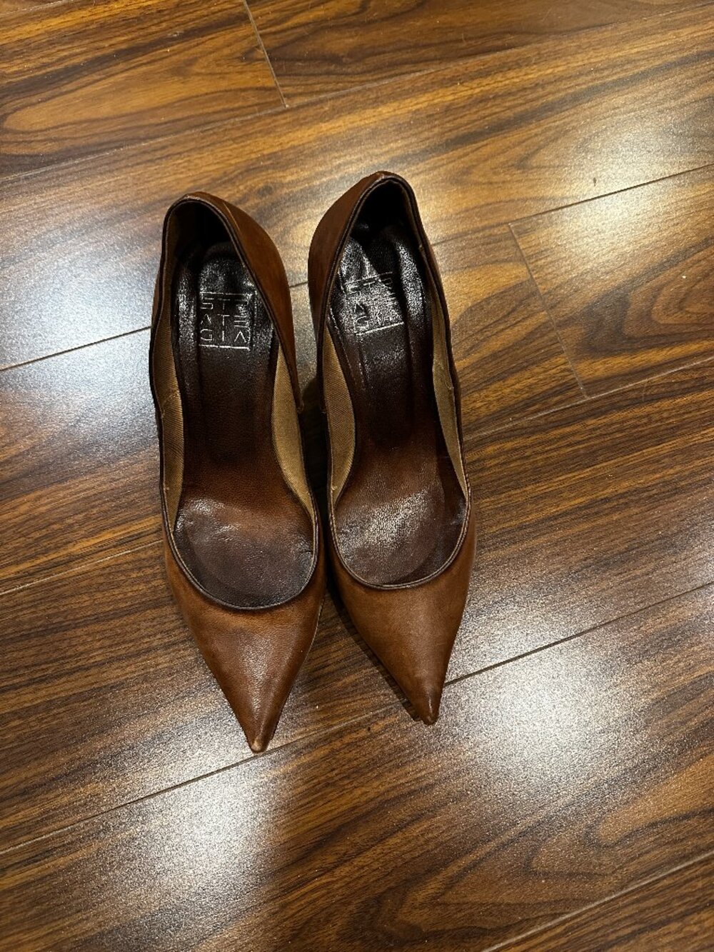 STRATEGIA Brown Leather Pointed-Toe Heels